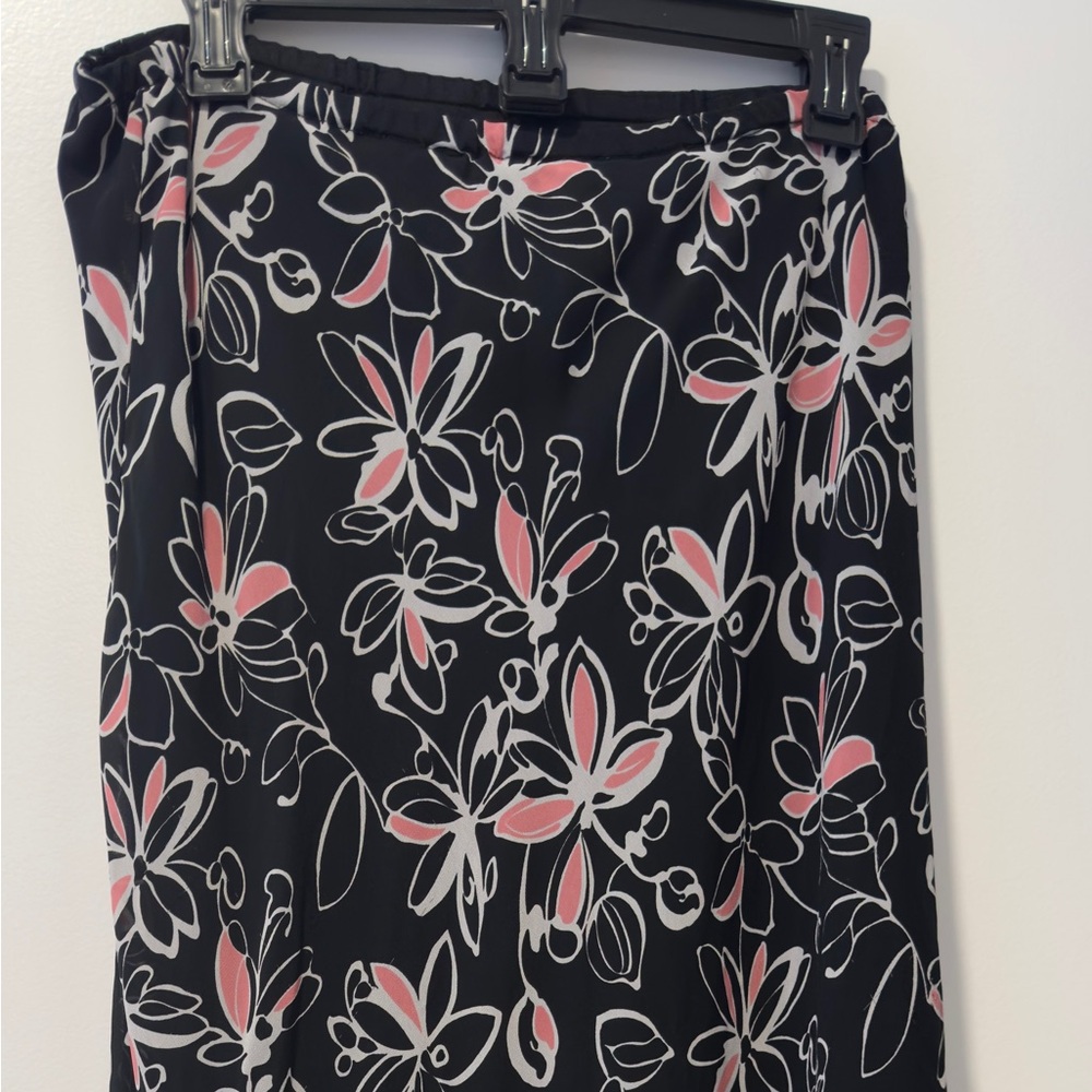 East 5th Black and Pink Floral Pencil Skirt